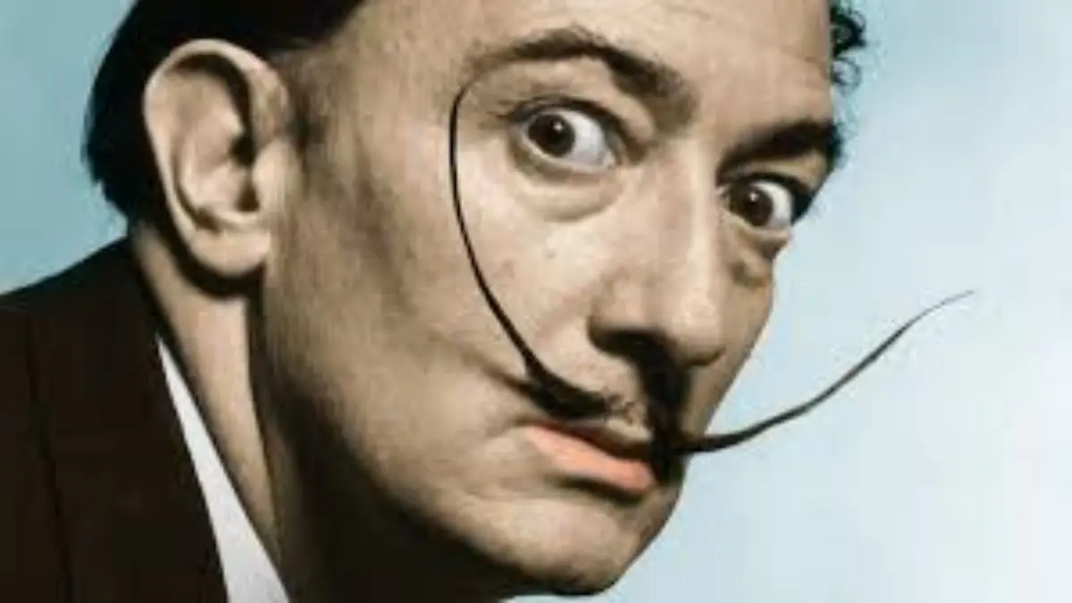 Dalí Paris: O Refúgio Surreal Que Transforma Sua Viagem em Montmartre
